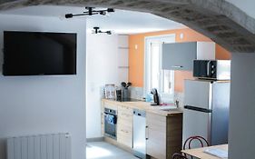 Rully House